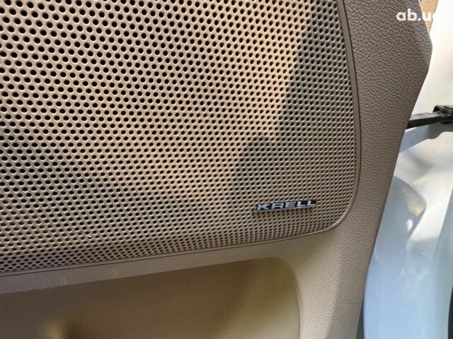 Белый Киа Карнивал, объемом двигателя 2.2 л и пробегом 145 тыс. км за 30490 $, фото 16 на Automoto.ua