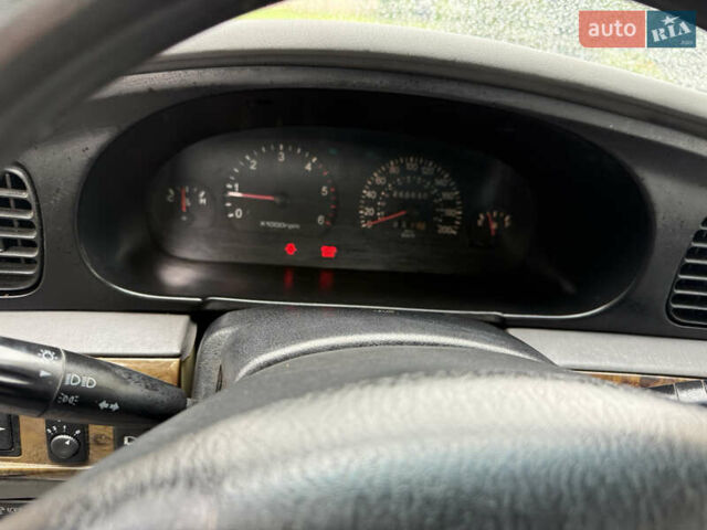 Черный Киа Карнивал, объемом двигателя 2.9 л и пробегом 250 тыс. км за 2100 $, фото 6 на Automoto.ua