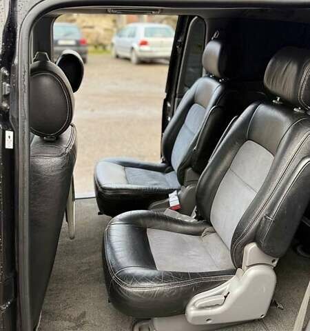 Черный Киа Карнивал, объемом двигателя 2.9 л и пробегом 270 тыс. км за 3000 $, фото 18 на Automoto.ua