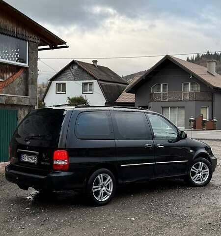 Черный Киа Карнивал, объемом двигателя 2.9 л и пробегом 270 тыс. км за 3000 $, фото 10 на Automoto.ua