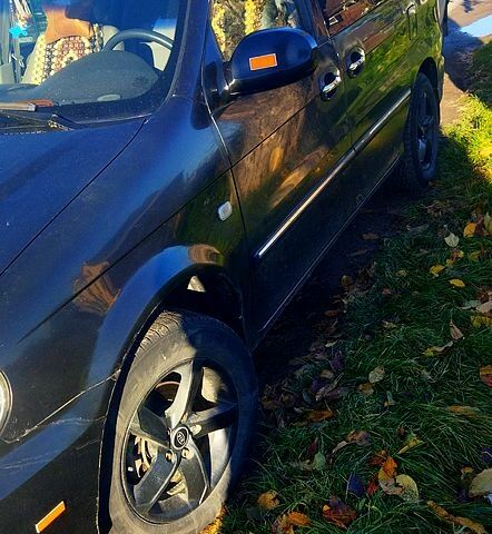 Чорний Кіа Карнівал, об'ємом двигуна 2.9 л та пробігом 0 тис. км за 3500 $, фото 2 на Automoto.ua