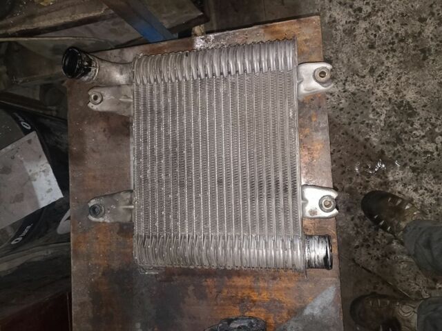 Чорний Кіа Карнівал, об'ємом двигуна 0 л та пробігом 50 тис. км за 478 $, фото 1 на Automoto.ua