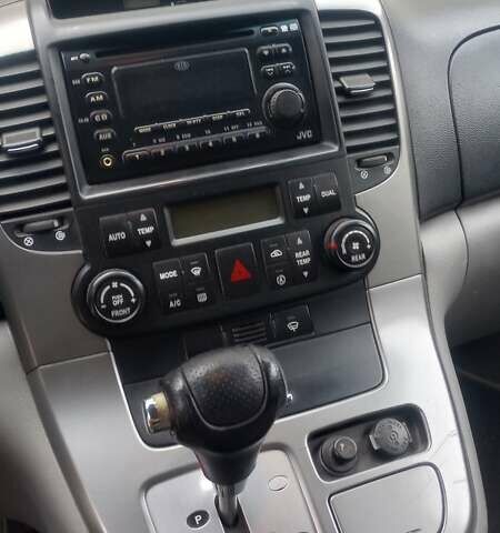 Кіа Карнівал 2006 у Львові на Automoto.ua Чорний Кіа Карнівал, об'ємом двигуна 2.9 л та пробігом 292 тис. км за 8803 $, фото 4 на Automoto.ua