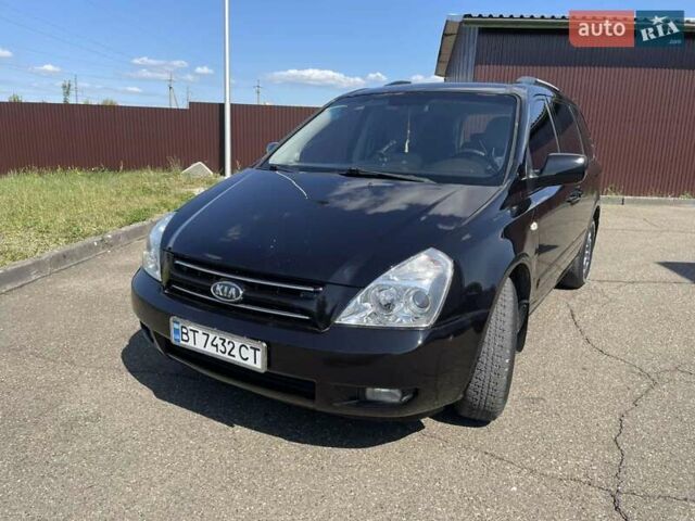 Черный Киа Карнивал, объемом двигателя 2.9 л и пробегом 223 тыс. км за 6300 $, фото 19 на Automoto.ua