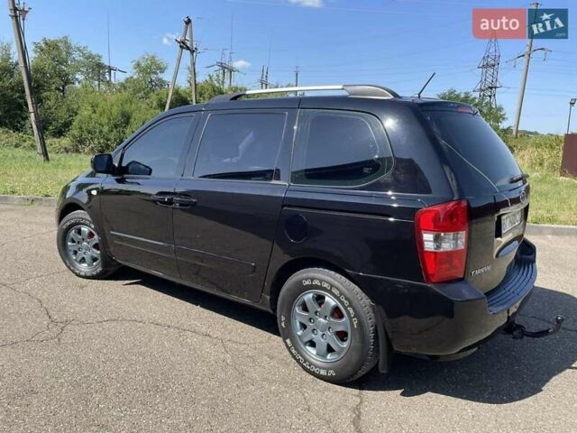 Черный Киа Карнивал, объемом двигателя 2.9 л и пробегом 222 тыс. км за 6300 $, фото 16 на Automoto.ua