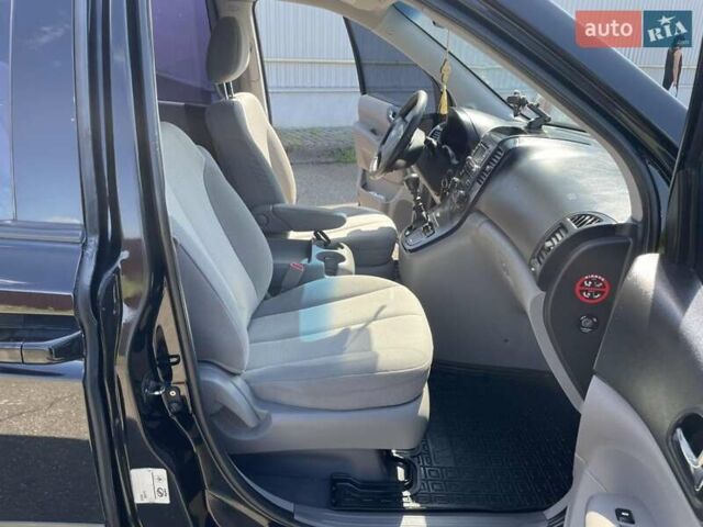 Черный Киа Карнивал, объемом двигателя 2.9 л и пробегом 223 тыс. км за 6300 $, фото 20 на Automoto.ua