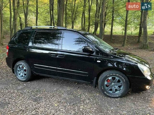 Черный Киа Карнивал, объемом двигателя 2.9 л и пробегом 223 тыс. км за 5700 $, фото 13 на Automoto.ua