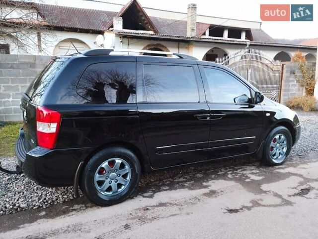 Черный Киа Карнивал, объемом двигателя 2.9 л и пробегом 223 тыс. км за 6300 $, фото 6 на Automoto.ua