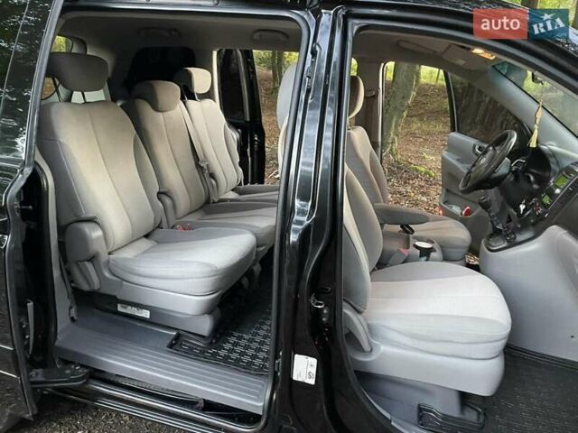 Черный Киа Карнивал, объемом двигателя 2.9 л и пробегом 223 тыс. км за 5700 $, фото 38 на Automoto.ua
