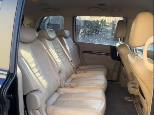 Черный Киа Карнивал, объемом двигателя 2.9 л и пробегом 262 тыс. км за 4500 $, фото 4 на Automoto.ua