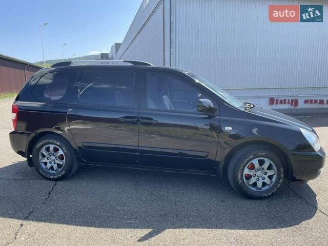 Черный Киа Карнивал, объемом двигателя 2.9 л и пробегом 223 тыс. км за 6300 $, фото 1 на Automoto.ua