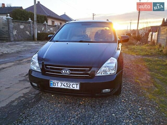 Черный Киа Карнивал, объемом двигателя 2.9 л и пробегом 223 тыс. км за 6300 $, фото 21 на Automoto.ua