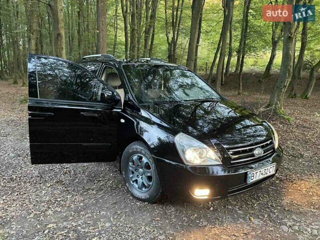 Черный Киа Карнивал, объемом двигателя 2.9 л и пробегом 223 тыс. км за 5700 $, фото 9 на Automoto.ua