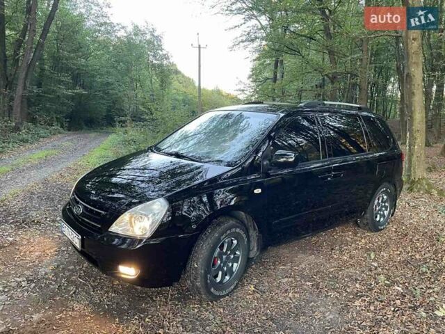 Черный Киа Карнивал, объемом двигателя 2.9 л и пробегом 223 тыс. км за 5700 $, фото 1 на Automoto.ua