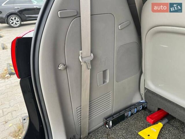 Черный Киа Карнивал, объемом двигателя 2.2 л и пробегом 215 тыс. км за 21700 $, фото 47 на Automoto.ua