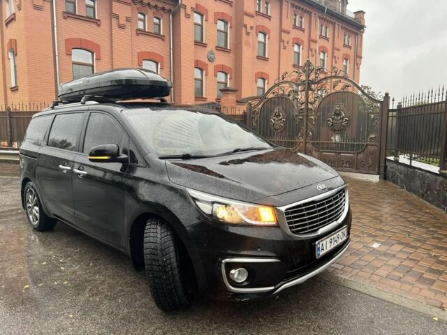 Черный Киа Карнивал, объемом двигателя 2.2 л и пробегом 291 тыс. км за 16100 $, фото 2 на Automoto.ua