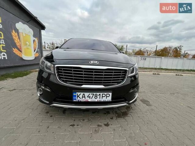 Черный Киа Карнивал, объемом двигателя 2.2 л и пробегом 215 тыс. км за 21700 $, фото 18 на Automoto.ua