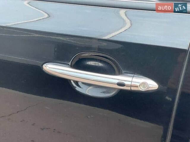 Черный Киа Карнивал, объемом двигателя 2.2 л и пробегом 295 тыс. км за 15900 $, фото 23 на Automoto.ua