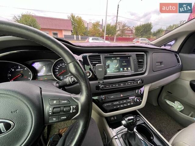 Черный Киа Карнивал, объемом двигателя 2.2 л и пробегом 215 тыс. км за 21700 $, фото 40 на Automoto.ua