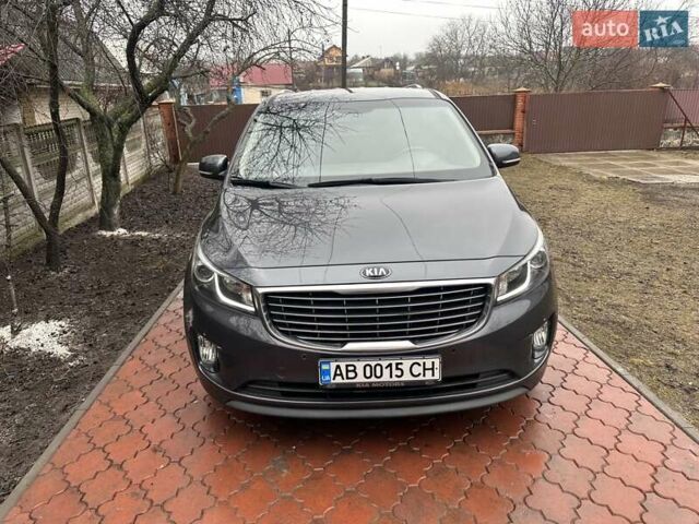 Черный Киа Карнивал, объемом двигателя 2.2 л и пробегом 127 тыс. км за 17999 $, фото 12 на Automoto.ua