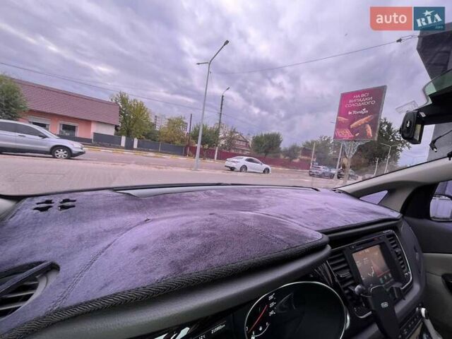 Черный Киа Карнивал, объемом двигателя 2.2 л и пробегом 215 тыс. км за 21700 $, фото 25 на Automoto.ua