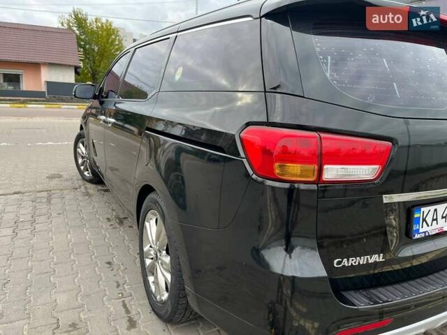 Черный Киа Карнивал, объемом двигателя 2.2 л и пробегом 215 тыс. км за 21700 $, фото 10 на Automoto.ua