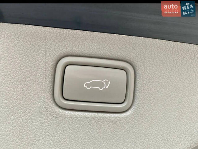 Черный Киа Карнивал, объемом двигателя 2.2 л и пробегом 263 тыс. км за 16500 $, фото 20 на Automoto.ua