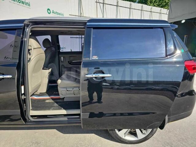 Киа Карнивал 2016 в Днепре (Днепропетровске) на Automoto.ua Черный Киа Карнивал, объемом двигателя 0 л и пробегом 56 тыс. км за 9000 $, фото 6 на Automoto.ua