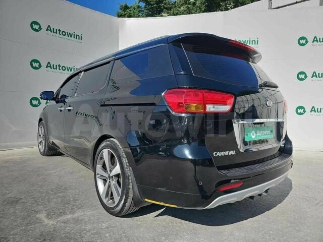 Киа Карнивал 2016 в Днепре (Днепропетровске) на Automoto.ua Черный Киа Карнивал, объемом двигателя 0 л и пробегом 56 тыс. км за 9000 $, фото 5 на Automoto.ua