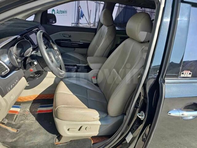 Киа Карнивал 2016 в Днепре (Днепропетровске) на Automoto.ua Черный Киа Карнивал, объемом двигателя 0 л и пробегом 56 тыс. км за 9000 $, фото 7 на Automoto.ua