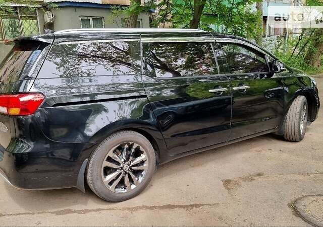 Черный Киа Карнивал, объемом двигателя 2.2 л и пробегом 250 тыс. км за 23550 $, фото 10 на Automoto.ua