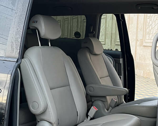 Черный Киа Карнивал, объемом двигателя 2.2 л и пробегом 149 тыс. км за 23500 $, фото 14 на Automoto.ua