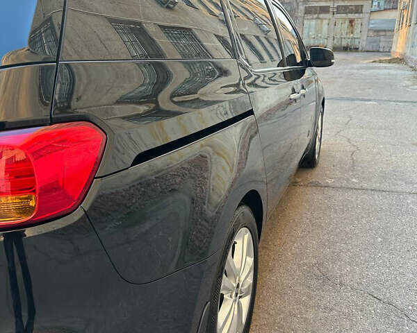 Чорний Кіа Карнівал, об'ємом двигуна 2.2 л та пробігом 168 тис. км за 23000 $, фото 21 на Automoto.ua