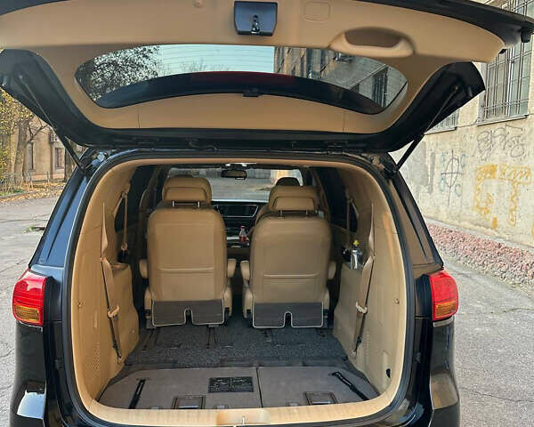 Чорний Кіа Карнівал, об'ємом двигуна 2.2 л та пробігом 168 тис. км за 23000 $, фото 13 на Automoto.ua