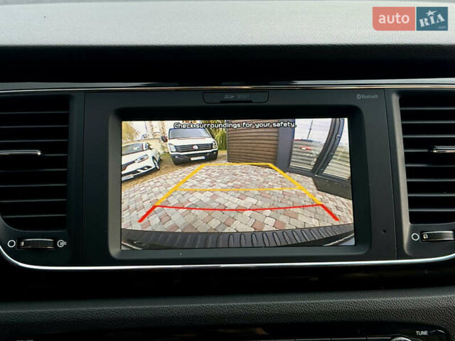 Киа Карнивал 2017 в Виннице на Automoto.ua Черный Киа Карнивал, объемом двигателя 2.2 л и пробегом 179 тыс. км за 19900 $, фото 28 на Automoto.ua