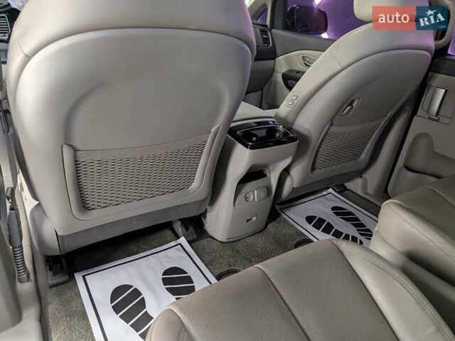 Черный Киа Карнивал, объемом двигателя 2.2 л и пробегом 299 тыс. км за 16500 $, фото 17 на Automoto.ua