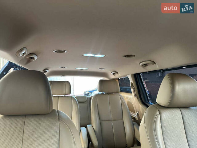 Чорний Кіа Карнівал, об'ємом двигуна 2.2 л та пробігом 168 тис. км за 23000 $, фото 11 на Automoto.ua