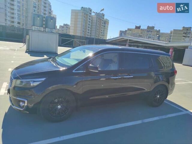 Черный Киа Карнивал, объемом двигателя 2.2 л и пробегом 212 тыс. км за 21500 $, фото 8 на Automoto.ua
