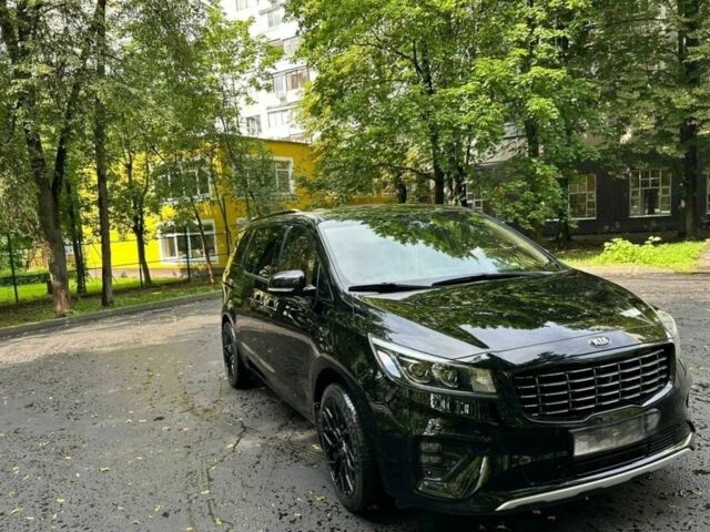 Черный Киа Карнивал, объемом двигателя 2.2 л и пробегом 86 тыс. км за 21000 $, фото 3 на Automoto.ua