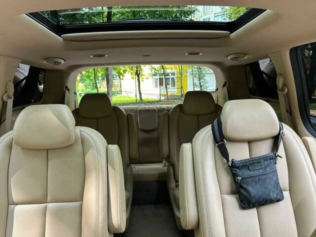 Черный Киа Карнивал, объемом двигателя 2.2 л и пробегом 86 тыс. км за 21000 $, фото 9 на Automoto.ua