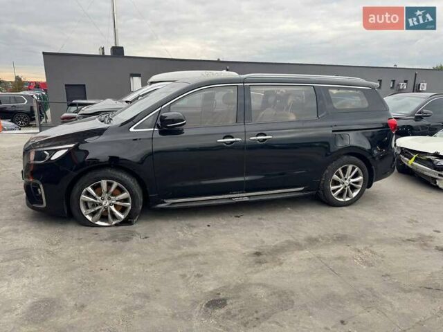 Киа Карнивал 2019 в Львове на Automoto.ua Черный Киа Карнивал, объемом двигателя 2.2 л и пробегом 77 тыс. км за 19000 $, фото 1 на Automoto.ua