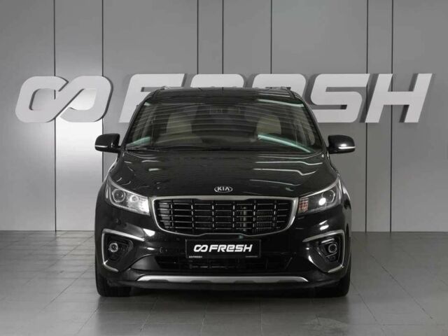 Черный Киа Карнивал, объемом двигателя 2.2 л и пробегом 89 тыс. км за 18100 $, фото 2 на Automoto.ua