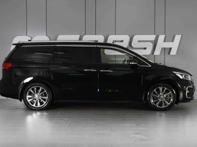 Черный Киа Карнивал, объемом двигателя 2.2 л и пробегом 89 тыс. км за 18100 $, фото 4 на Automoto.ua