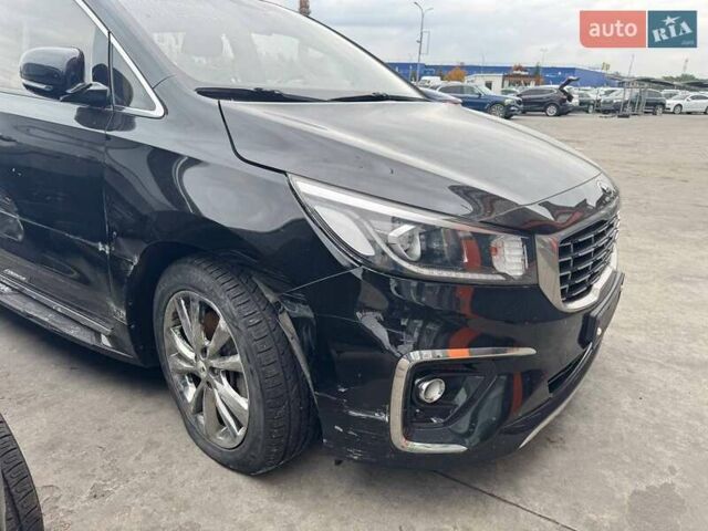 Киа Карнивал 2019 в Львове на Automoto.ua Черный Киа Карнивал, объемом двигателя 2.2 л и пробегом 77 тыс. км за 19000 $, фото 6 на Automoto.ua