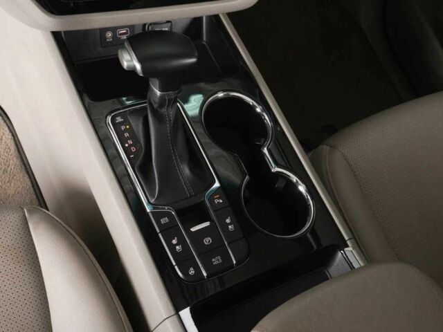 Черный Киа Карнивал, объемом двигателя 2.2 л и пробегом 89 тыс. км за 18100 $, фото 13 на Automoto.ua