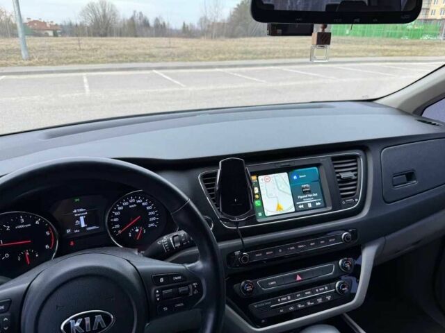 Чорний Кіа Карнівал, об'ємом двигуна 2.2 л та пробігом 135 тис. км за 22400 $, фото 8 на Automoto.ua