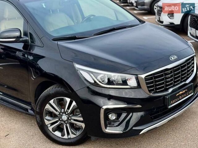Киа Карнивал 2020 в Киеве на Automoto.ua Черный Киа Карнивал, объемом двигателя 2.2 л и пробегом 78 тыс. км за 25500 $, фото 2 на Automoto.ua