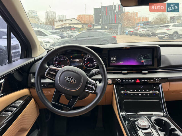 Черный Киа Карнивал, объемом двигателя 2.15 л и пробегом 139 тыс. км за 32800 $, фото 4 на Automoto.ua