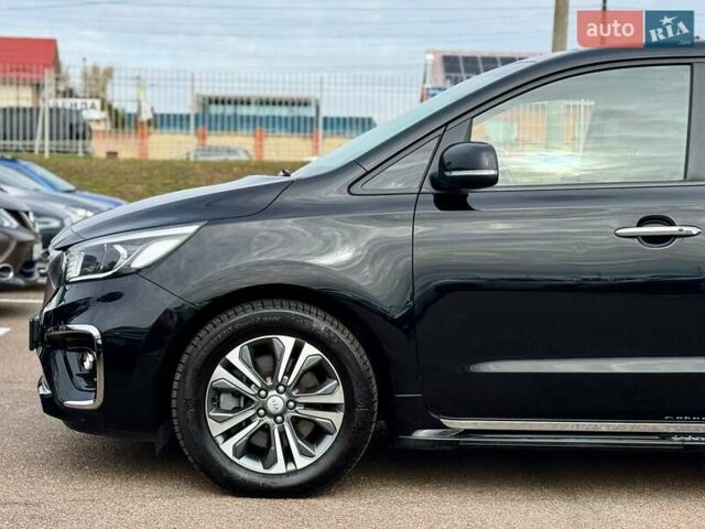 Киа Карнивал 2020 в Киеве на Automoto.ua Черный Киа Карнивал, объемом двигателя 2.2 л и пробегом 78 тыс. км за 25500 $, фото 16 на Automoto.ua
