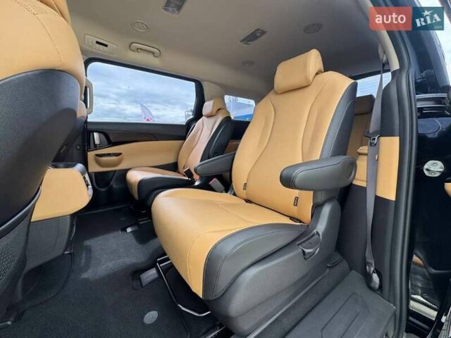 Чорний Кіа Карнівал, об'ємом двигуна 2.15 л та пробігом 94 тис. км за 36900 $, фото 22 на Automoto.ua